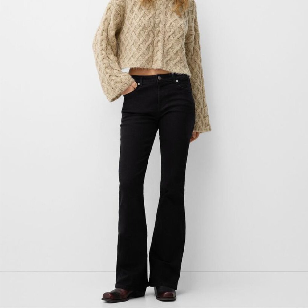 BERSHKA | Black Flare Jeans (Size 6)